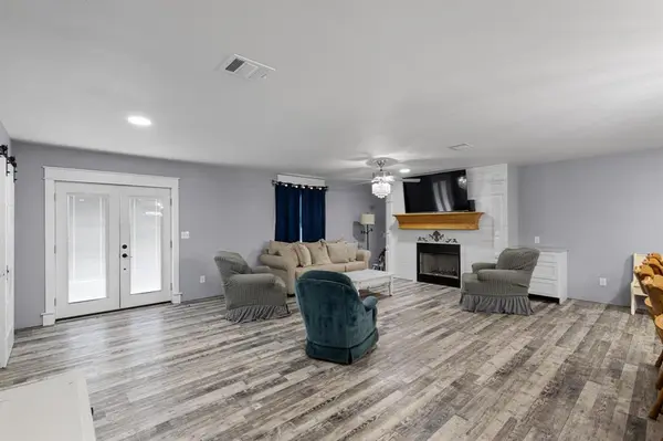 335 Ponderosa Street, Bowie, TX 76230