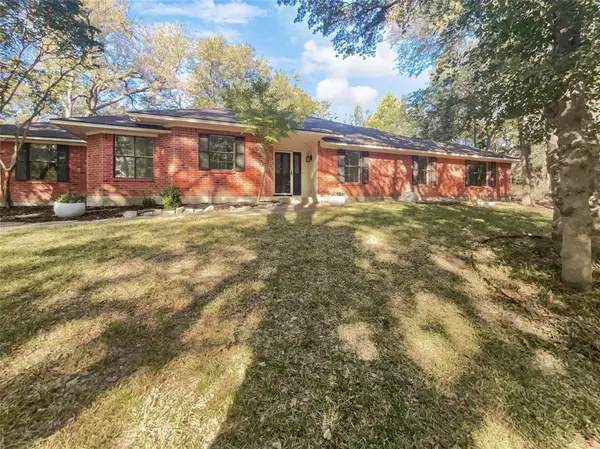 240 Priscilla Circle,  New Hope,  TX 75071