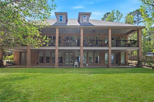 15722 Timberhill Drive, Flint, TX 75762