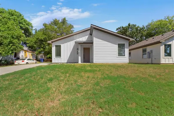 719 E Maple Row, Denison, TX 75021