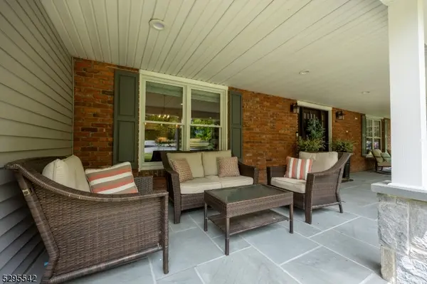 18 Marguerite Ln, Montville Twp., NJ 07082