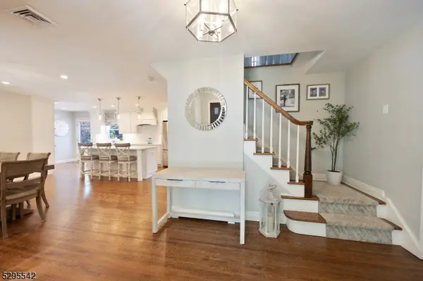 18 Marguerite Ln, Montville Twp., NJ 07082