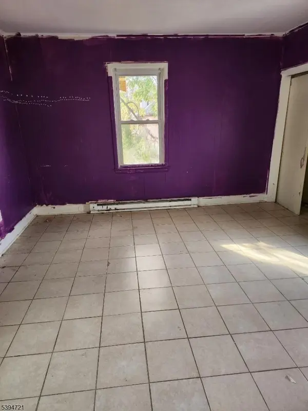 337 Hudson St, Hackensack City, NJ 07601