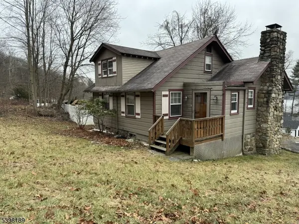 13 Log Cabin Ter, Sparta Twp., NJ 07871