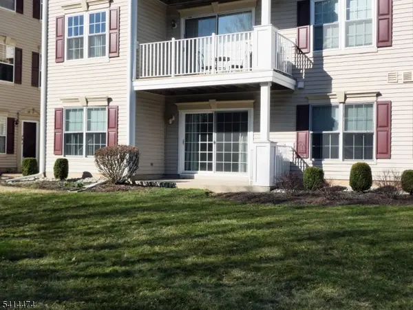 428 Azalea Terrace, Branchburg Twp., NJ 08876