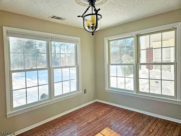 428 Azalea Terrace, Branchburg Twp., NJ 08876