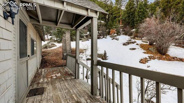 6720 Spruce AVE, Green Mountain Falls, CO 80819
