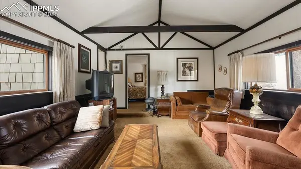 6720 Spruce AVE, Green Mountain Falls, CO 80819