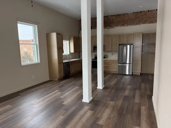 105 Beeson ST #C, Dowagiac City, MI 49047