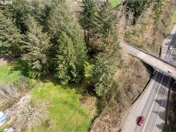 Hawthorne RD, Knappa, OR 97103