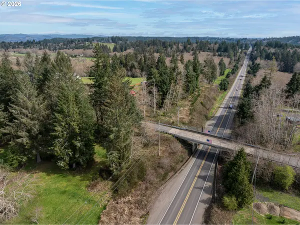 Hawthorne RD, Knappa, OR 97103