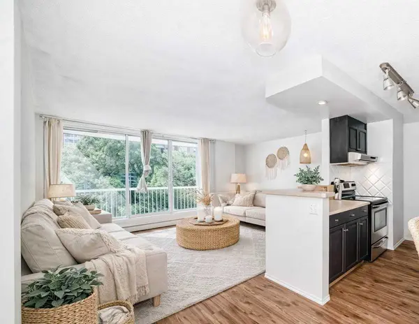 320 24 AVE SW #408, Calgary, AB T2R 1R4