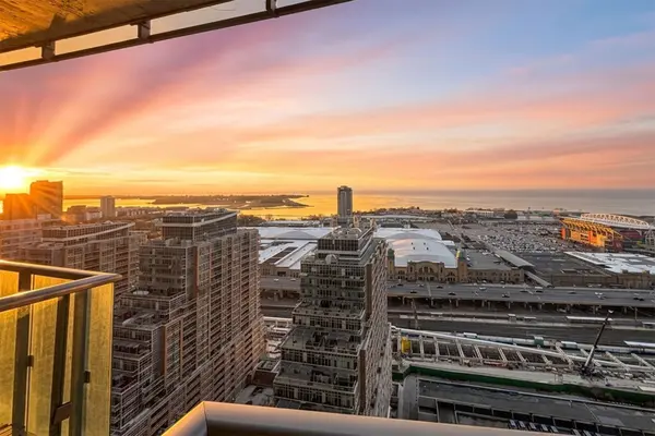 150 East Liberty ST #2907, Toronto C01, ON M6K 3R5