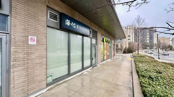 56 Forest Manor RD #3, Toronto C15, ON M2J 0E5