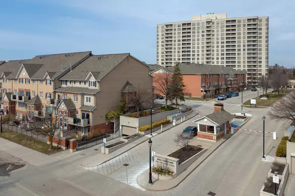 1000 The Esplanade N/A N #1007, Pickering, ON L1V 6V4