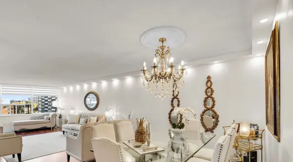 45 Huntingdale BLVD #303, Toronto E05, ON M1W 2N8