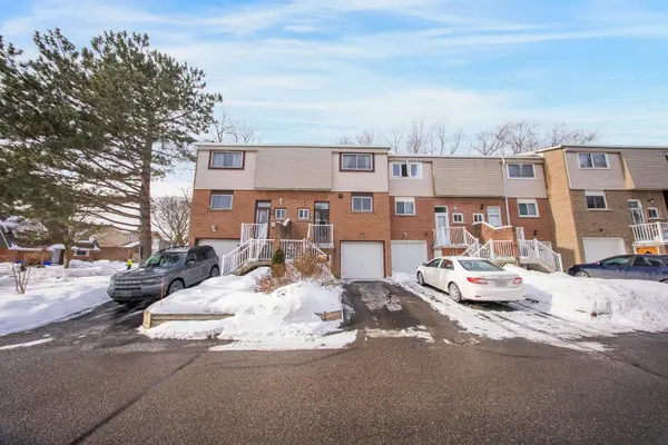1655 Geta CIR #2, Pickering, ON L1V 3B5