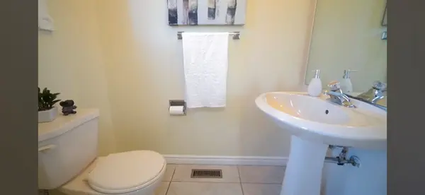 114 Skegby RD, Brampton, ON L6V 2T9