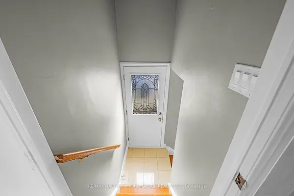 16 BRISCO ST #BSMT, Brampton, ON L6V 1W8