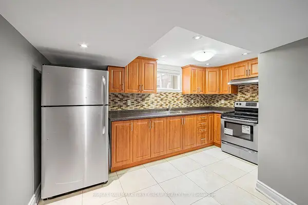 16 BRISCO ST #BSMT, Brampton, ON L6V 1W8