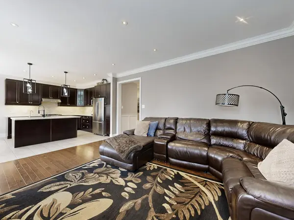 65 Paisley Green AVE, Caledon, ON L7C 3S1