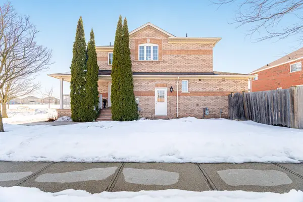 28 GOLD PARK PL, Brampton, ON L7A 2E2