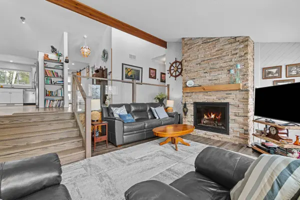 70 Birch Point DR, Kawartha Lakes, ON K0L 1T0