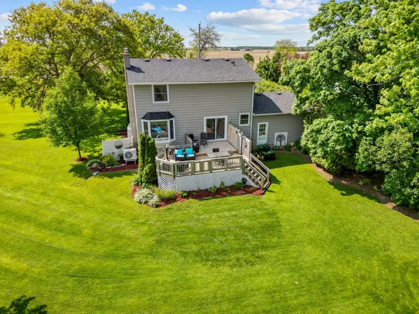 13972 Elginfield RD, Lucan Biddulph, ON N0M 2J0