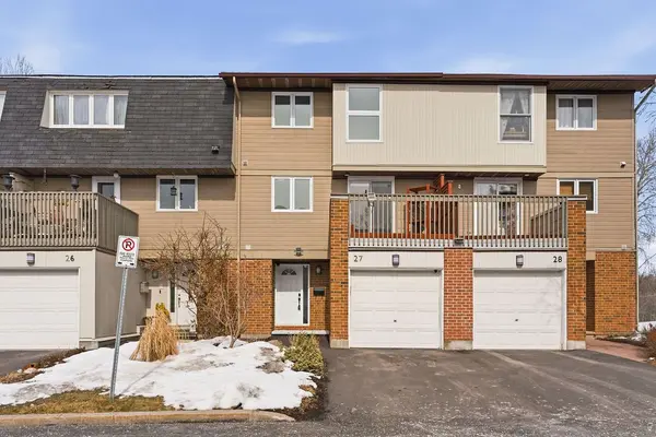 3205 Uplands DR #27, Hunt Club - Windsor Park Village And Area, ON K1V 9T3