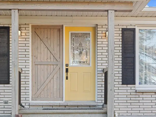 2462 Dunning RD, Orleans - Cumberland And Area, ON K0A 3E0