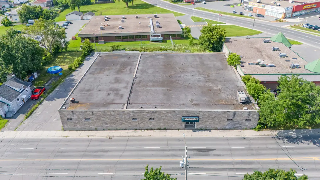 71 Ninth ST W, Cornwall, ON K6J 3A4