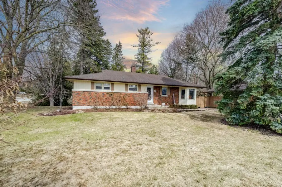 2 Mullen DR, Brockton, ON N0G 2V0