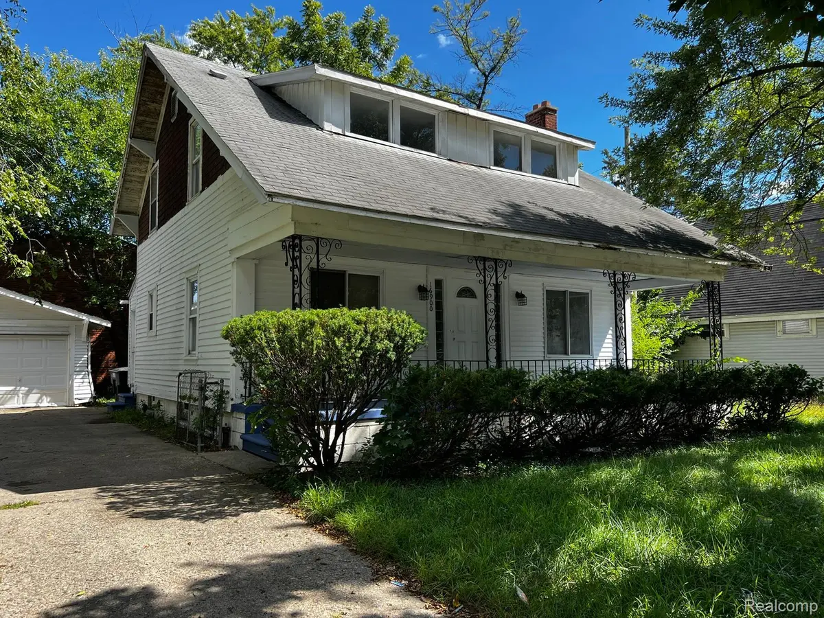 16900 Rockdale ST, Detroit, MI 48219