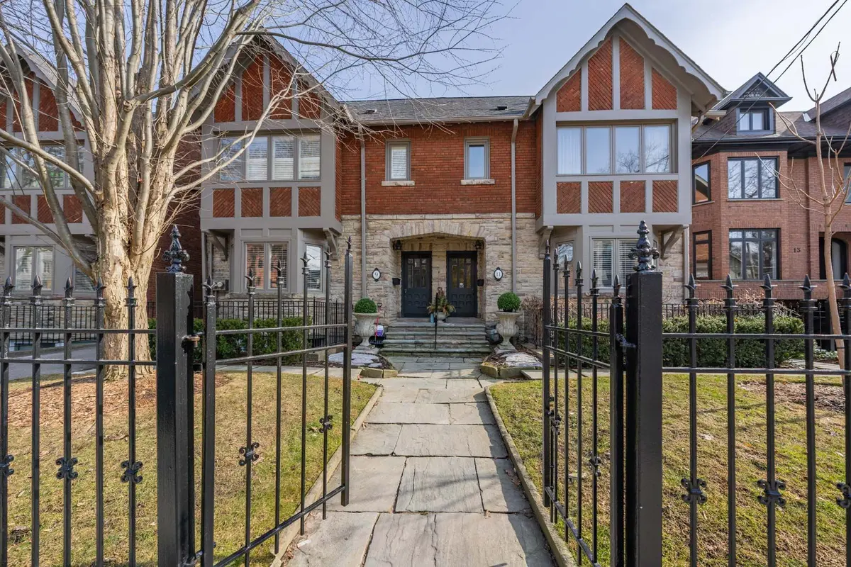 11A Clarendon AVE #2, Toronto C02, ON M4V 1H8