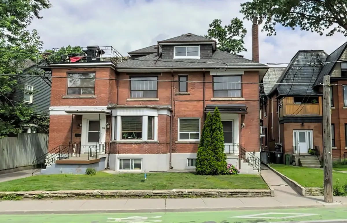 354 Annette ST #1, Toronto W02, ON M6P 1R5