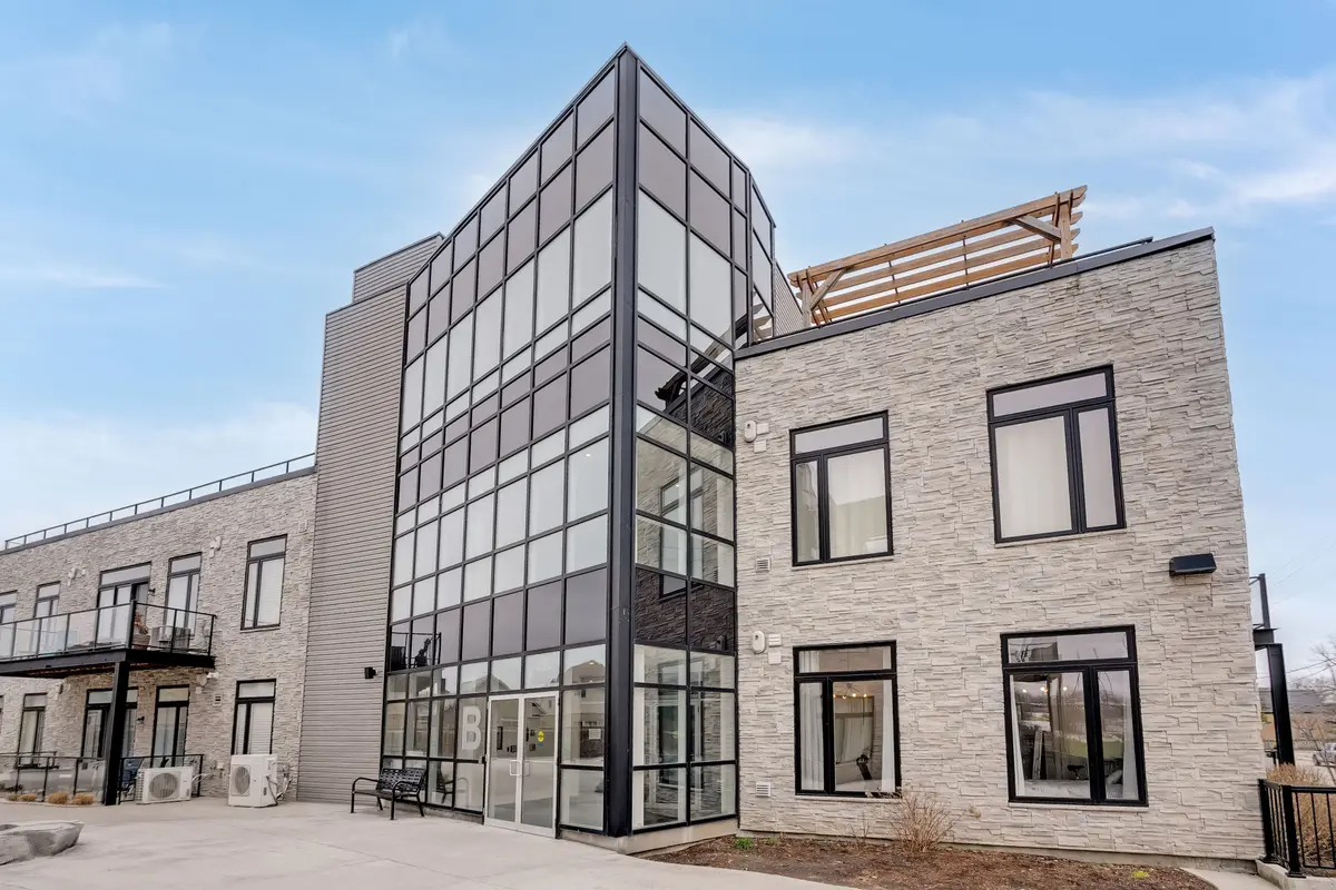 85 Morrell ST #101B, Brantford, ON N3T 4J6