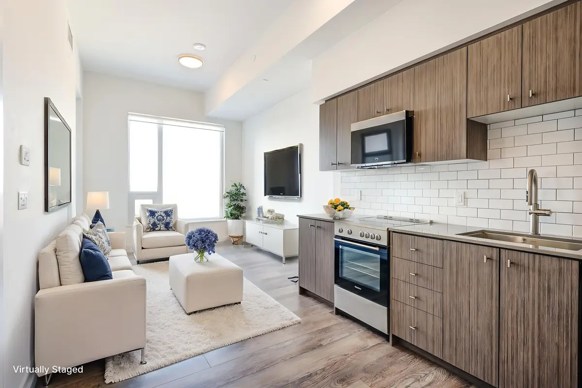 15 Wellington ST S #303, Kitchener, ON N2G 0E4