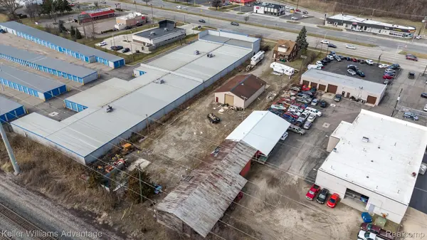 34233 MICHIGAN AVE, Wayne, MI 48184