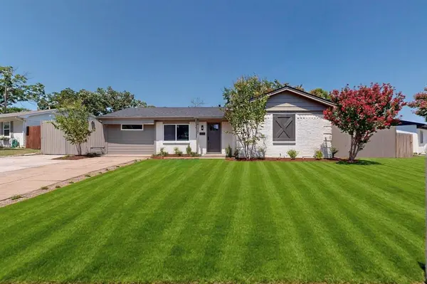 1023 Osceola Trail,  Carrollton,  TX 75006