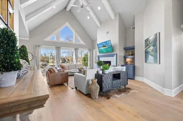 5502 Nathan Drive, Chandler, TX 75758