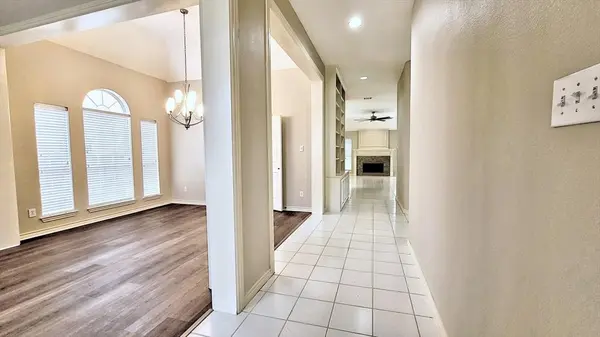 2628 Crepe Myrtle Drive, Flower Mound, TX 75028