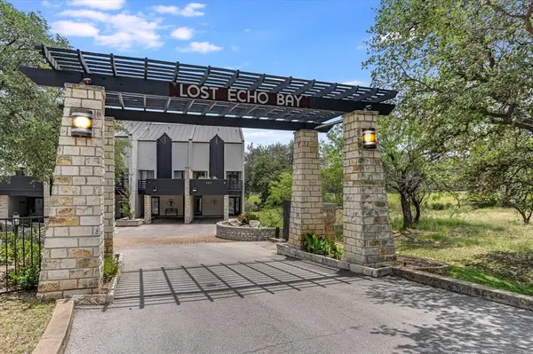 402 Lost Echo #8, Horseshoe Bay, TX 78657