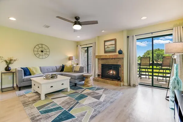 402 Lost Echo #8, Horseshoe Bay, TX 78657