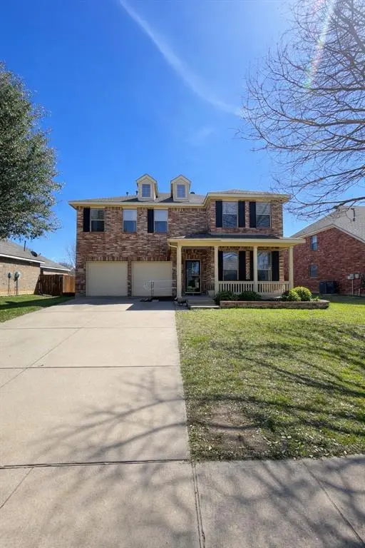 2835 Park Springs Drive, Grand Prairie, TX 75052