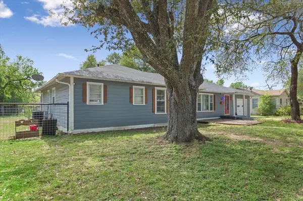 216 Bluebonnet, Marlin, TX 76661