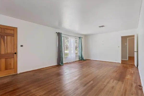 216 Bluebonnet, Marlin, TX 76661