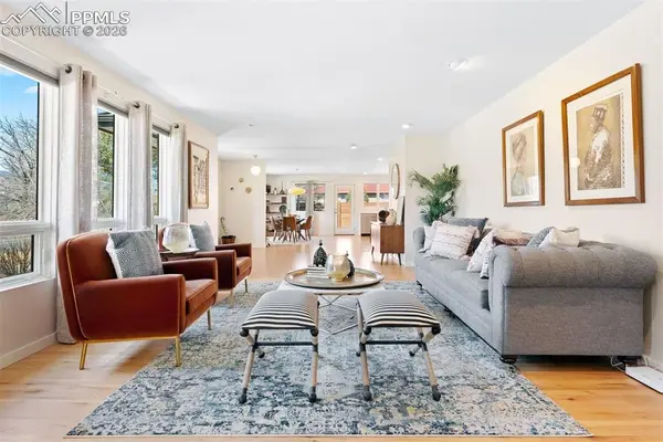 2231 Wood AVE, Colorado Springs, CO 80907