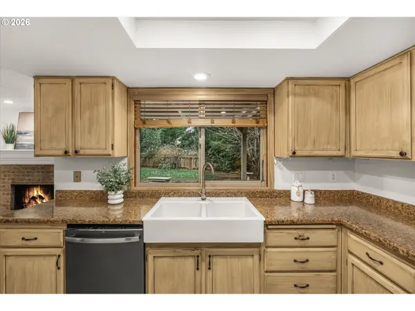 820 NE 154TH AVE, Vancouver, WA 98684