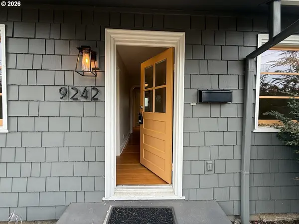 9242 SE HARRISON ST, Portland, OR 97216