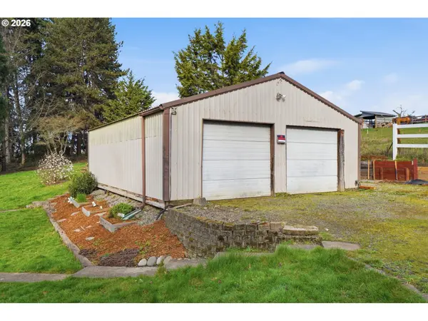 8207 SE COTTRELL RD, Boring, OR 97009